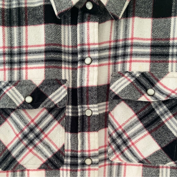 F21 plaid flannel shirt - Picture 4 of 5